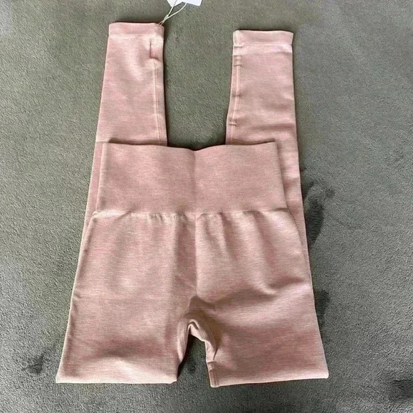 Women’s Best Move Seamless Leggings in Light Pink Marl Size Small NWT - Picture 6 of 8